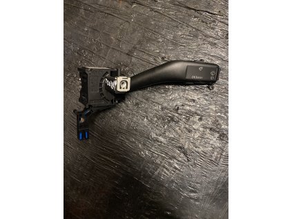 Páčka na ovládání stěračů Volkswagen Touran 1K0 953 519 A 1K0953519A