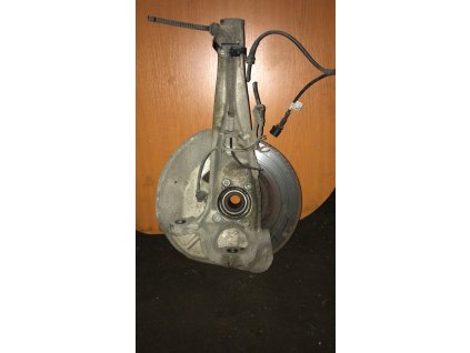 09063369 6FF6 416E 8568 8EA06E5F513A