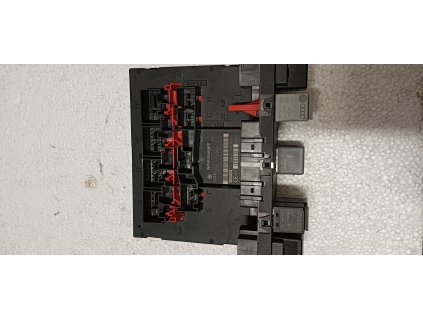 Komfortní jednotka 3B0959796 - BCM pro VW Passat B5 (3B)
