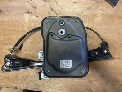 Stahovačka leva přední Škoda Fabia 2 5J1 837 401 5J1837401