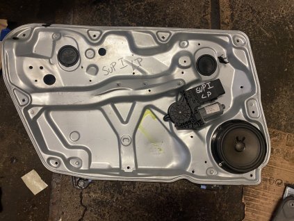 Stahovačka leva přední Škoda Superb 1 3B1 837 461 3B1837461 1C0 959 801 1C0959801