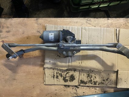 Mechanismus předních stěracu fabia 2  5J1 955 113 B 5J1955113B