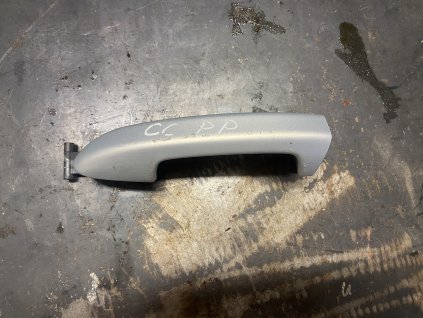 Prava přední klika dveří VW Passat CC