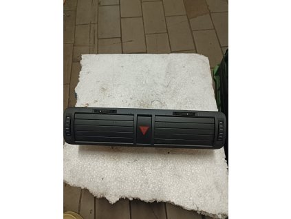 Středové průduchy ventilace 3U0 820  951 B 3U0820951B