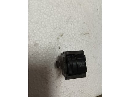 Ovládání sklonu světel 1U0 941 333 C 1U0941333C