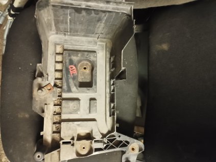 Kryt autobaterie Škoda Octavia 2 tdi 1K0 915 333 C 1K0915333C