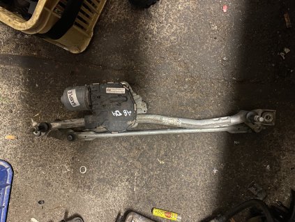 Mechanismus předních stěraču Audi A8 D4 4H1 955 119 C 4H1955119C