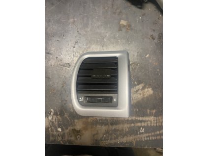 Pruduch ventilace pravy fabia 2 roomster  5J0 819 702 5J0819702