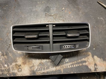 Pruduchy ventilace Audi A8 D4 4H0 819 203 B 4H0819203B