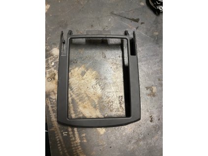Kryt loketní opěrky Audi A8 4H0 864 357 C 4H0864357C