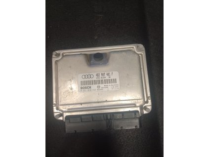 Řídící jednotka motoru audi A6 b4 4B2 907 401 F 4B2907401F