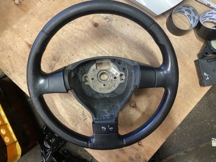 Volant golf V 1K0 419 091 M 1K0419091M