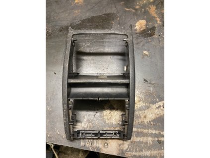 Rámeček středového panelu Škoda Octavia 2 1Z0 857 289 A 1Z0857289A