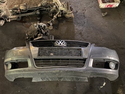 Přední naraznik VW Passat B6 Kod barvy LA7T