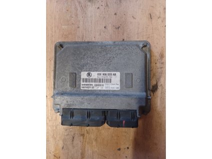 Řídící jednotka motoru 03E 906 033 AB 03E906033AB