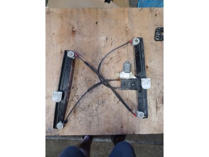 Stahovačka levá přední Ford mondeo mk4 7S71A23201BM 130 822 287 130822287