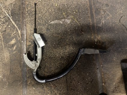 Závěs levy zadních dveří Audi a8 4H0 827 299 D 4H0827299D