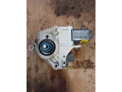 Motorek stahování oken levý zadní audi A6 4f 4F0 959 801 A 4F0959801A