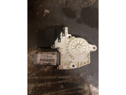 Motorek stahování oken 1K0 959 704 E 1K0959704E 993 425-200 993425-200