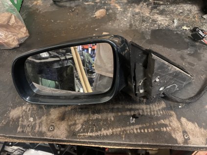 Leve vnější zpětné zrcatko passat b5 3B0 857 933 3B0857933