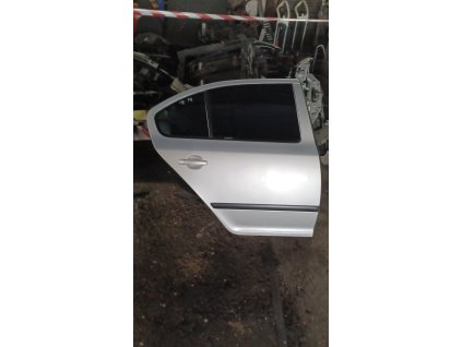 Zadní dveře pravé Škoda Octavia 2 HATCHBACK
