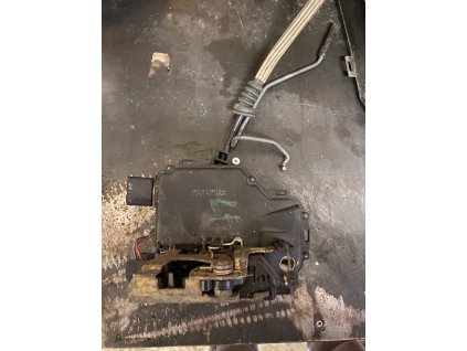 Zamek dveří levy přední 3B1 837 015 A 3B1837015A