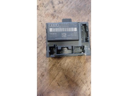 Řídící jednotka dveří přední levá  4F0 959 793 E 4F0959793E