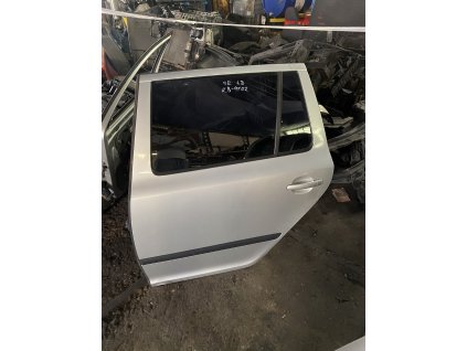 Leve zadni dveře Kod barvy 9102