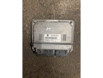 Řídící jednotka motoru 03E 906 033 A 03E906033A
