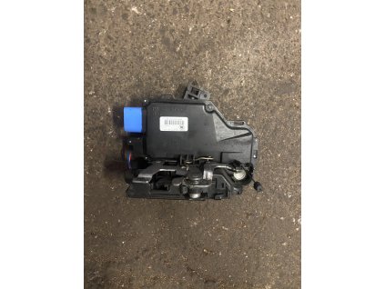 Zamek dveří levy Predni Octavia 2 3D1 837 015 AB 3D1837015AB