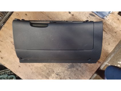 Kastlík spolujezdce Škoda Octavia 2 1Z1 857 097 1Z1857097