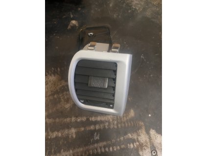 Pruduch ventilace Pravy fabia 2 roomster 5J0 819 702 5J0819702