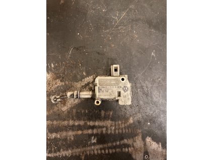 Motorek centrální zamykání Patych Dveri Škoda Vw 3B0 959 781 B 3B0959781B