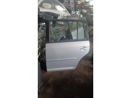 Dveře levé zadní VW touran