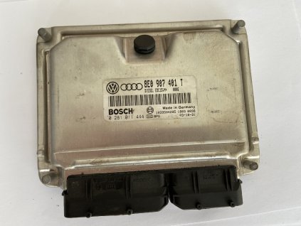 Řídící jednotka motoru 8E0 907 401 T, 8E0907401T