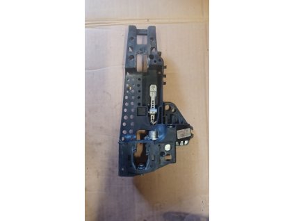 Třmen kliky pravý přední Audi A5 8T0 837 886 8T0837886