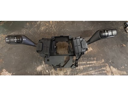 Pačky pod volantem Ford C-Max