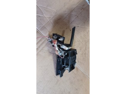 Odpojovač baterie Audi A5 4F0 915 519 4F0915519 B0101034