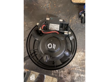 Ventilator Topeni Škoda Octavia 2 3C0 907 521 D 3C0907521D