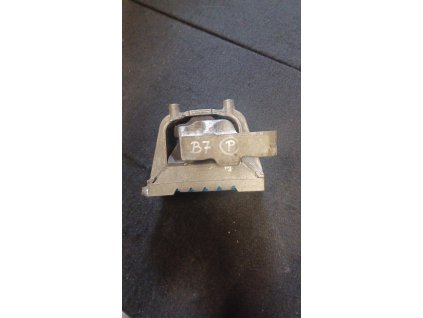 Uložení motoru pravé Škoda Octavia 2 2.0 TDI 1K0 199 262 1K0199262