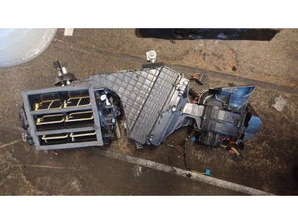 Topení Climatic VW T6 7E1 820 005 AB 7E1820005AB