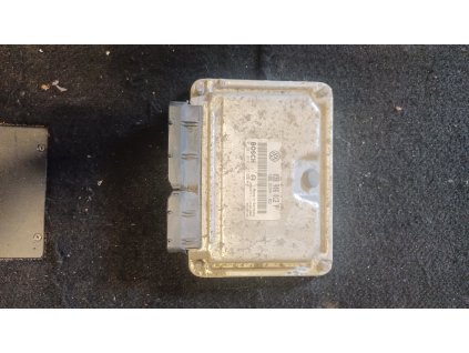 Řídící jednotka motoru 038 906 012 F 038906012F