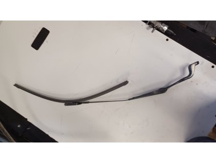 Stěrač pravý Ford C-max 6M21 17526 CF 6M2117526CF