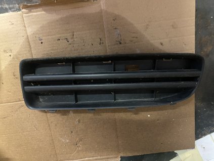 Mřížka do narazniku leva Škoda Octavia 1 Facelift 1U0 807 367 C 1U0807367C