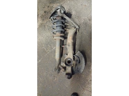 Přední těhlice pravá VW Passat B5.5 1.9 TDI