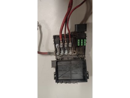 pojistky motoru Škoda Octavia 1 1J0 937 350 1J0937350
