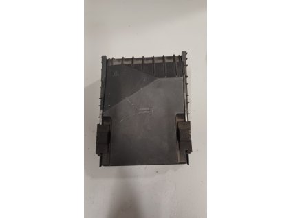 Kryt autobaterie Audi A5 1K0 937 132 F 1K0937132F
