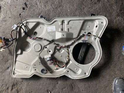 Stahovačka Škoda Octavia 2 prava přední 1Z1 837 656 G 1Z1837656G