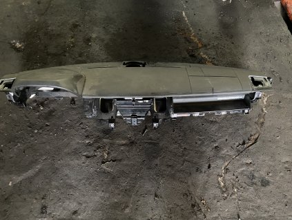 Palubní deska Land Rover Sport  2011