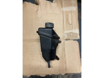 Nadobka servo oleje Audi A8 4E0 422 373 N 4E0422373N